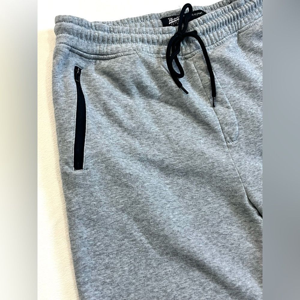 Brooklyn Cloth Men's Gray Casual “The Knit Shorts” w Drawstring & Zipper Pockets - Picture 2 of 16